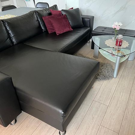Johnys Apartment Острава Экстерьер фото