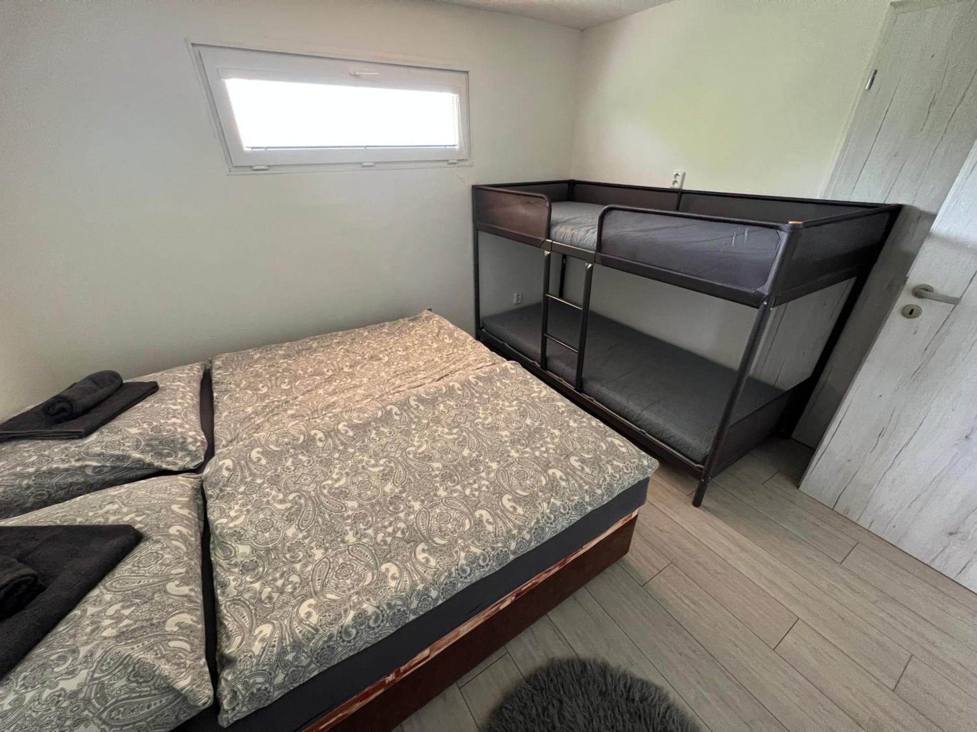 Johnys Apartment Острава Экстерьер фото