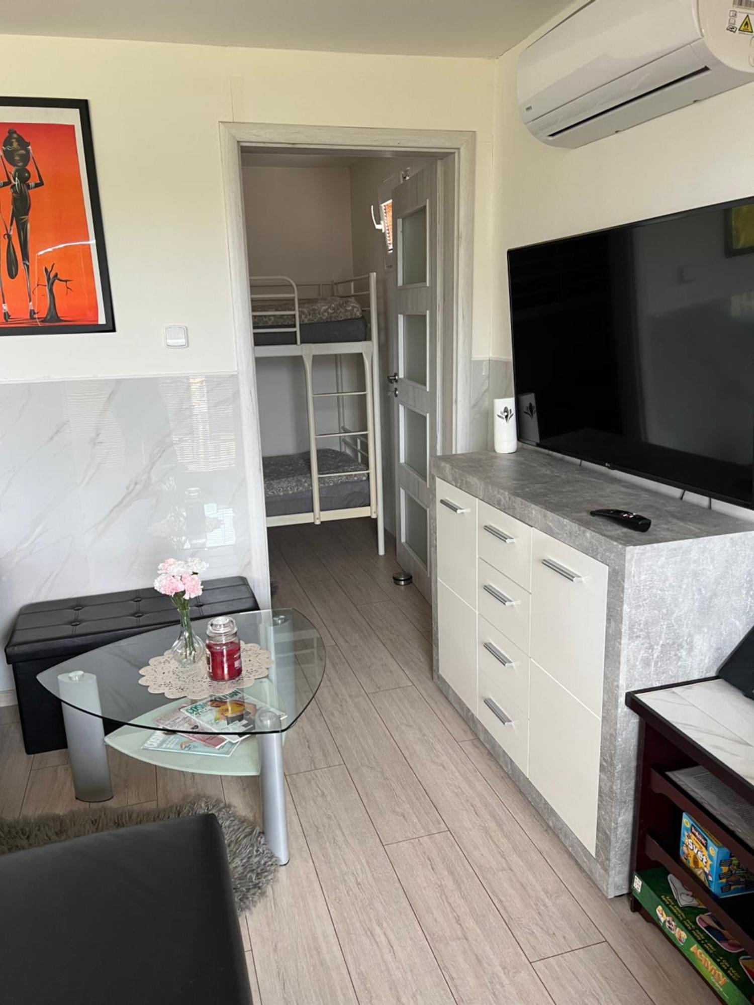 Johnys Apartment Острава Экстерьер фото