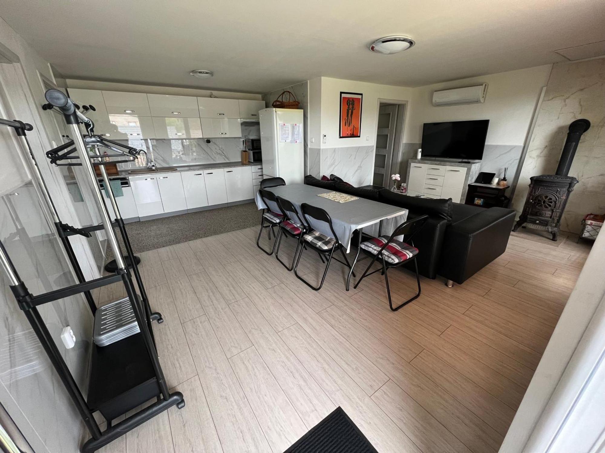 Johnys Apartment Острава Экстерьер фото